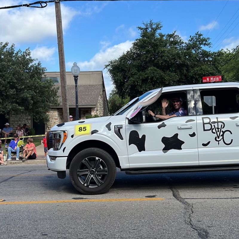 Dr. DeLord ready to drive the float for Belton Veterinary Clinic